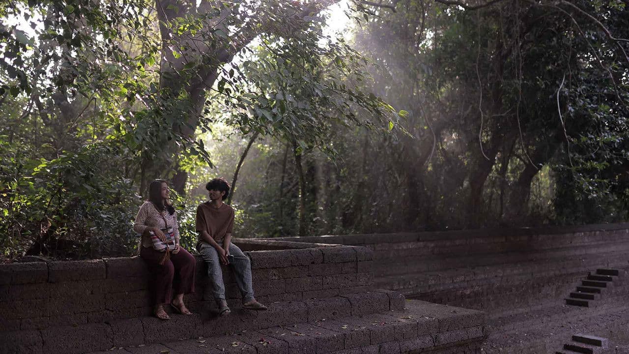 Narayaneente Moonnaanmakkal backdrop
