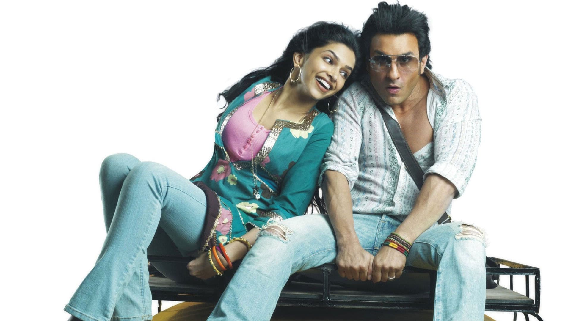 Love Aaj Kal backdrop