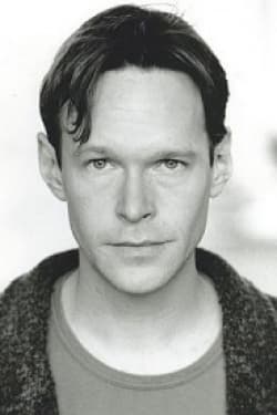 Steven Mackintosh