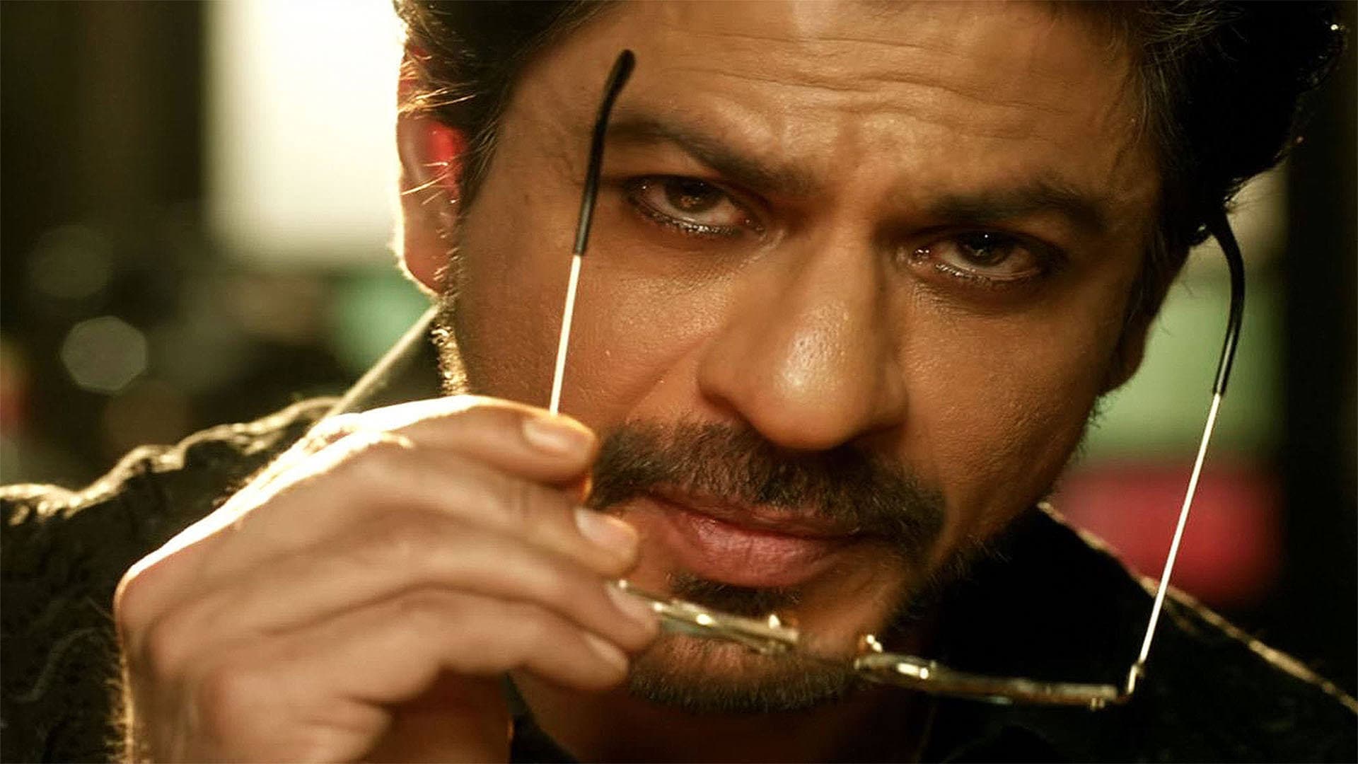 Raees backdrop