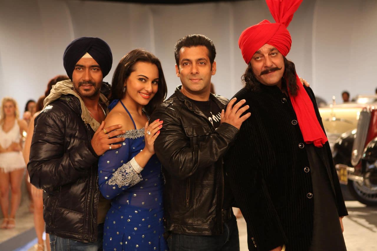 Son of Sardaar backdrop