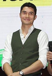 Henry Golding