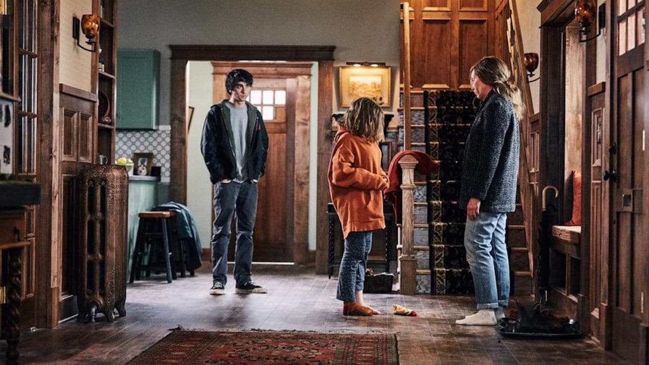 Hereditary backdrop