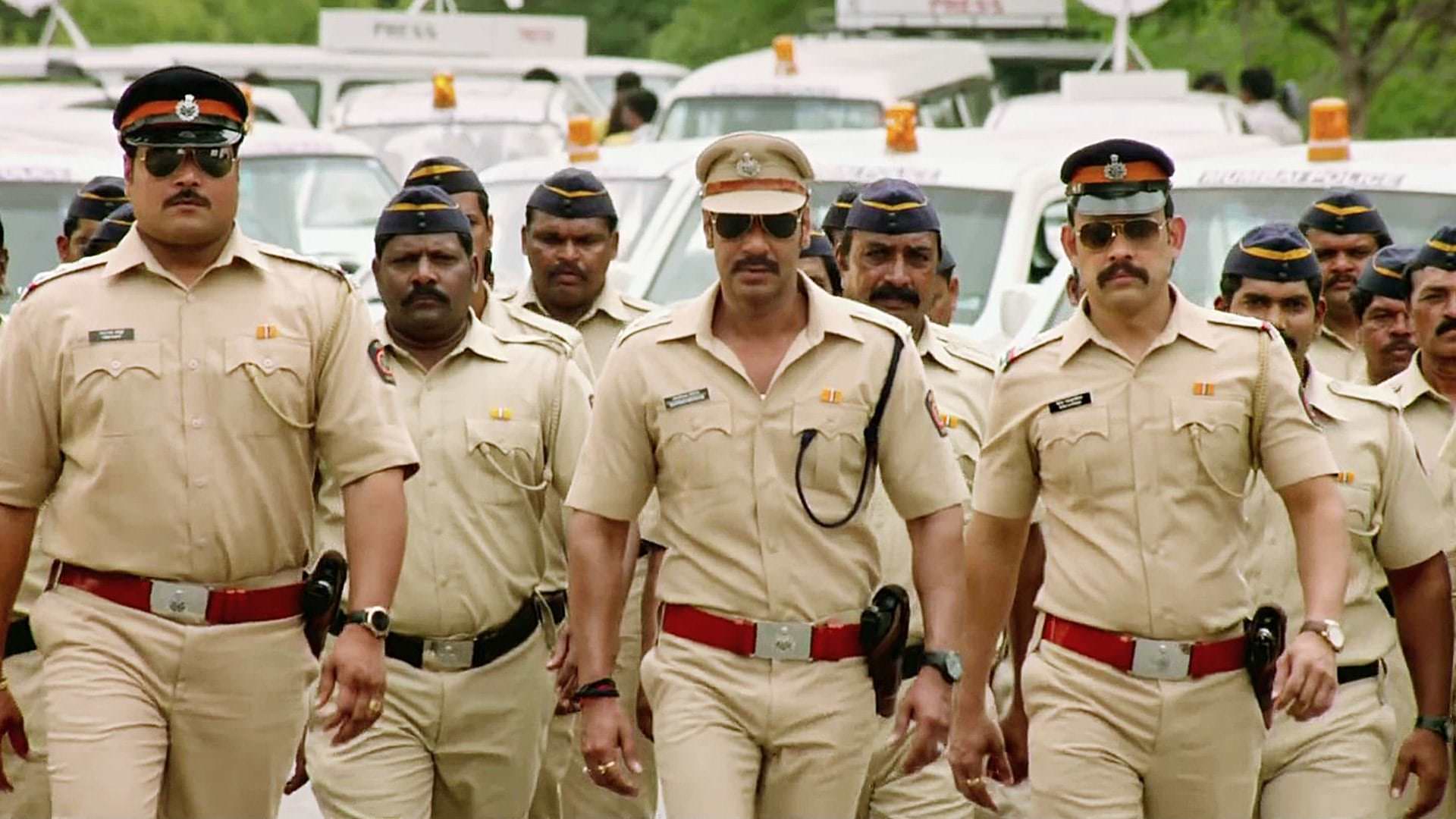 Singham Returns backdrop