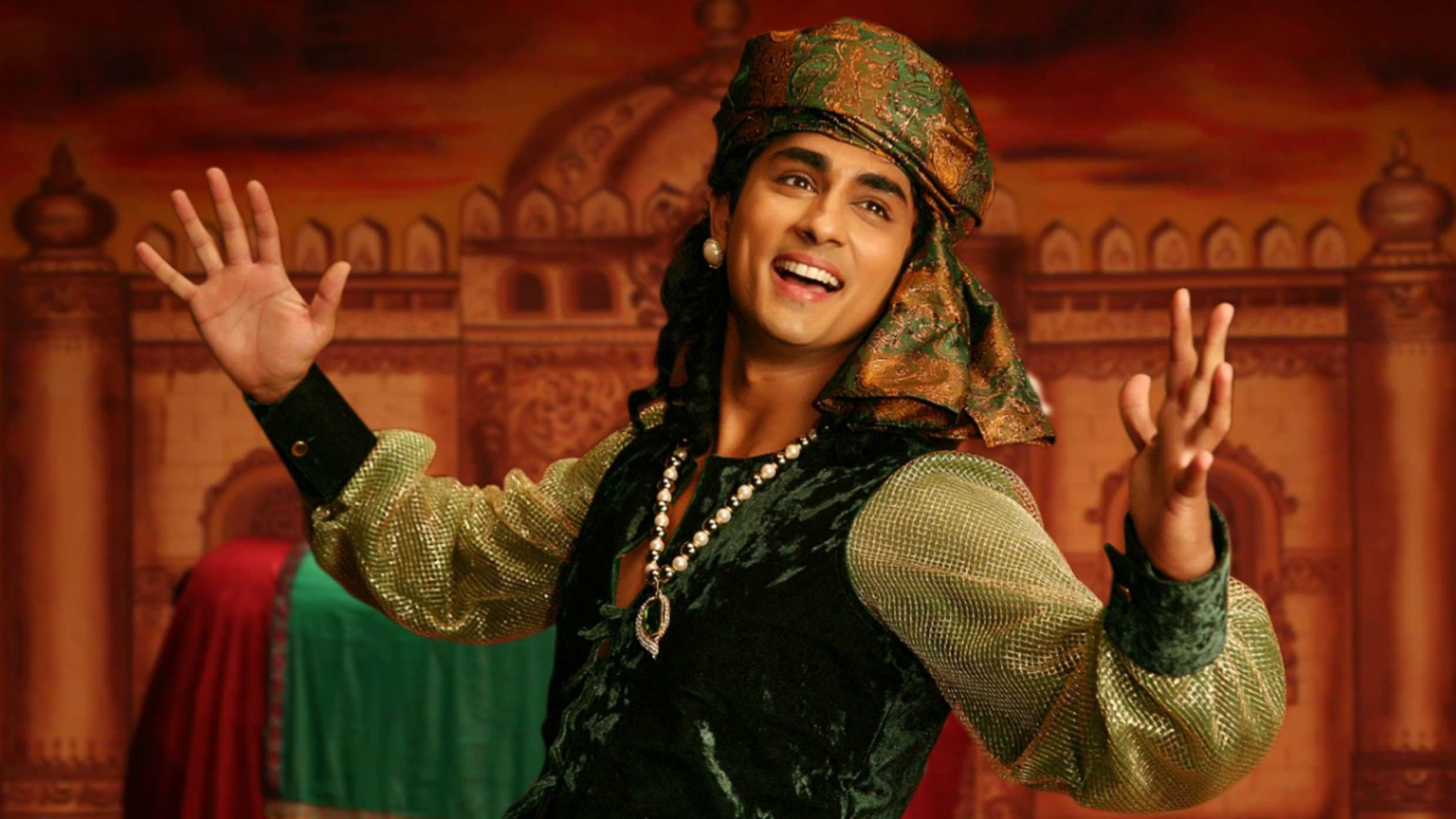 Kaaviya Thalaivan backdrop