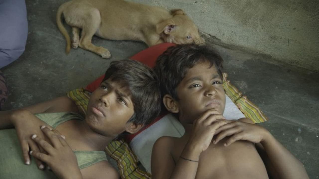 Kaaka Muttai backdrop