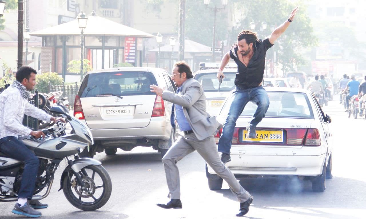 Bullett Raja backdrop