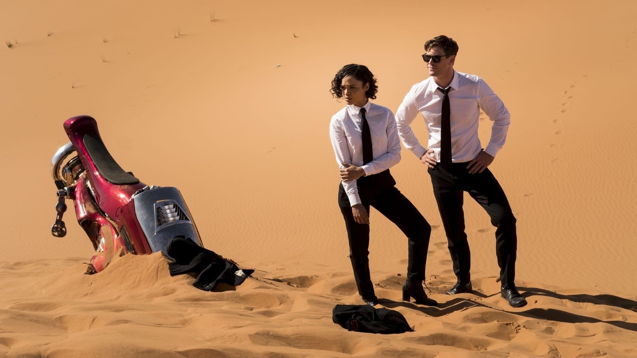 Men in Black: International backdrop