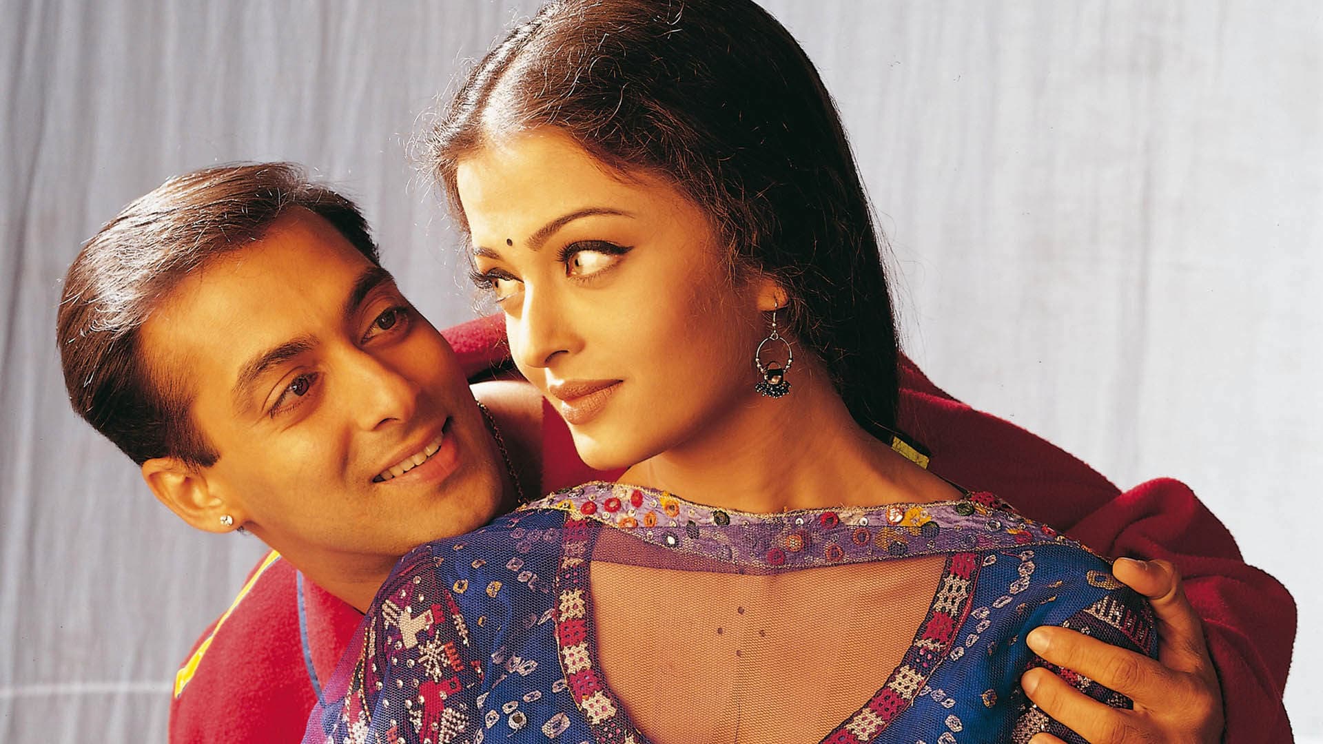 Hum Dil De Chuke Sanam backdrop