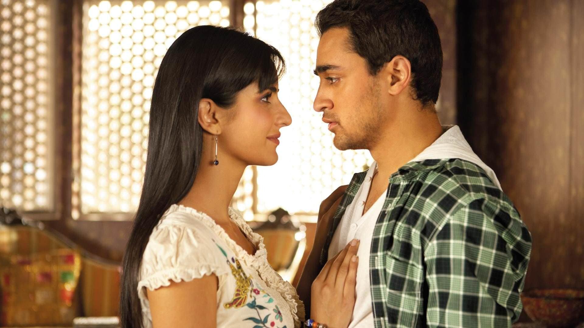 Mere Brother Ki Dulhan backdrop