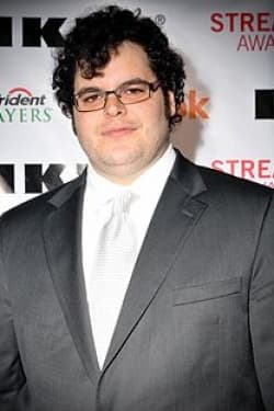 Josh Gad