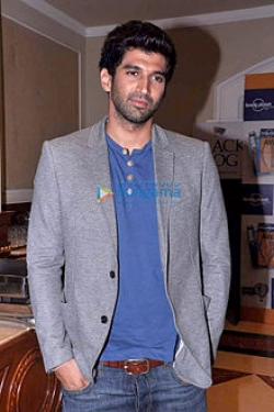 Aditya Roy Kapoor Poster