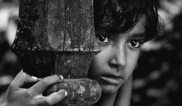 The Apu Trilogy - Satyajit Ray's Cinematic Jewel Still ...