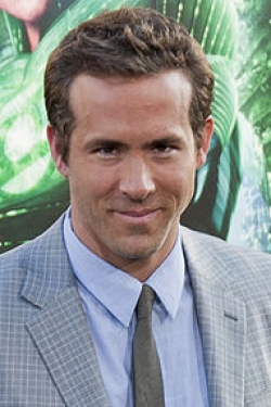 https://thereviewmonk.com/assets/posters/cache/mobile/ryan-reynolds_8660-34y556jab01kujhzljrfuo.jpg