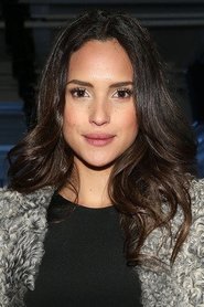 Adria Arjona - Wikipedia